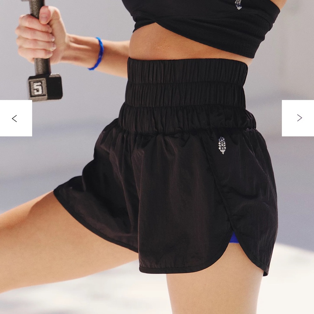 Free People movement the way home shorts black‎